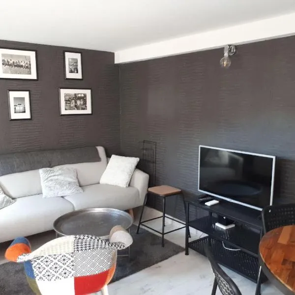 Le cosy plage, Hotel in Ouistreham