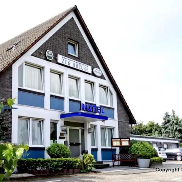 Hotel Zur Brücke, hotel v destinaci Krefeld