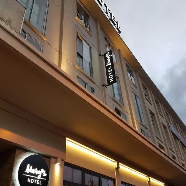 Hôtel Mary's - Caen Centre Gare Sncf: Banneville-la-Campagne şehrinde bir otel