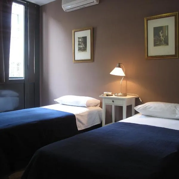 Hostal LK Barcelona, hotel v destinaci Barcelona