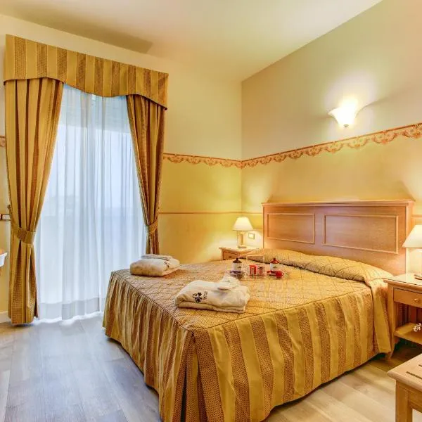 Hotel Byron, hotelli kohteessa San Mauro Pascoli