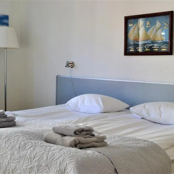 Solsta Hotell, hotel in Karlstad