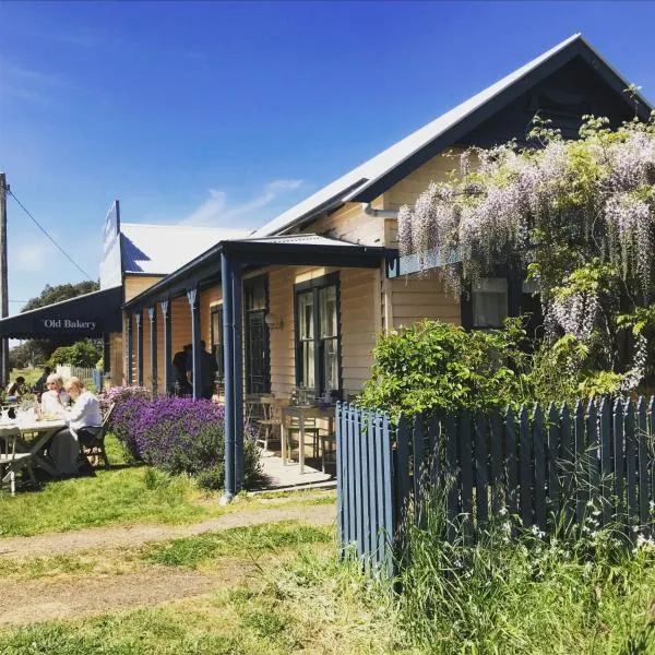 Dunkeld Old Bakery Accommodations, hotel en Moutajup