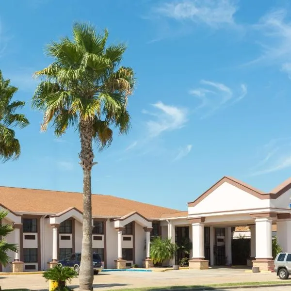 Baymont by Wyndham Port Arthur - Groves Area, hotel v destinaci Port Arthur