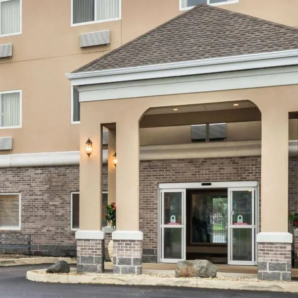 Baymont by Wyndham Indianapolis Northeast, hotel in Hooks Airport