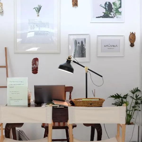 Haus Sathorn 21 Bed and Breakfast, hotel en Bangkok