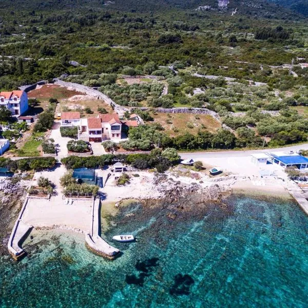 Apartmani Tonko, hotel u gradu Račišće