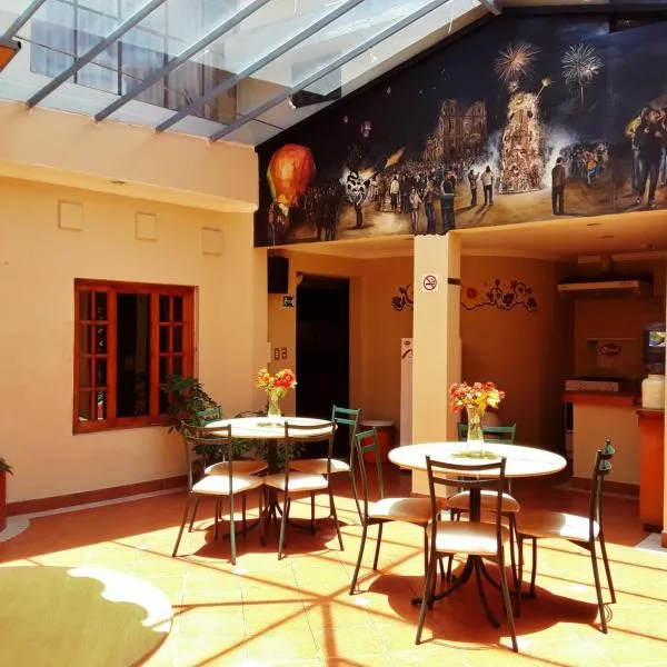 Posada Todos Santos, hotel v destinaci Cuenca