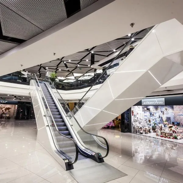 Hotel Platinia، فندق في كلوي نابوكا