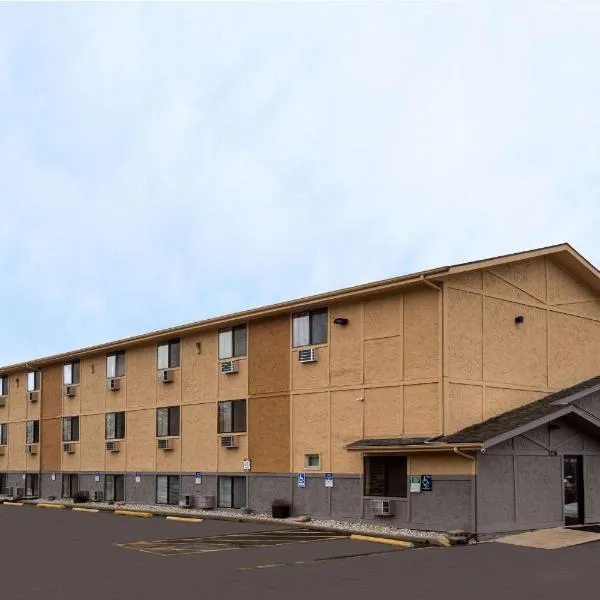 Super 8 by Wyndham Dubuque, hotel in Dubuque