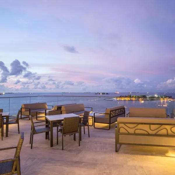 Maagiri Hotel, hotel v Male City