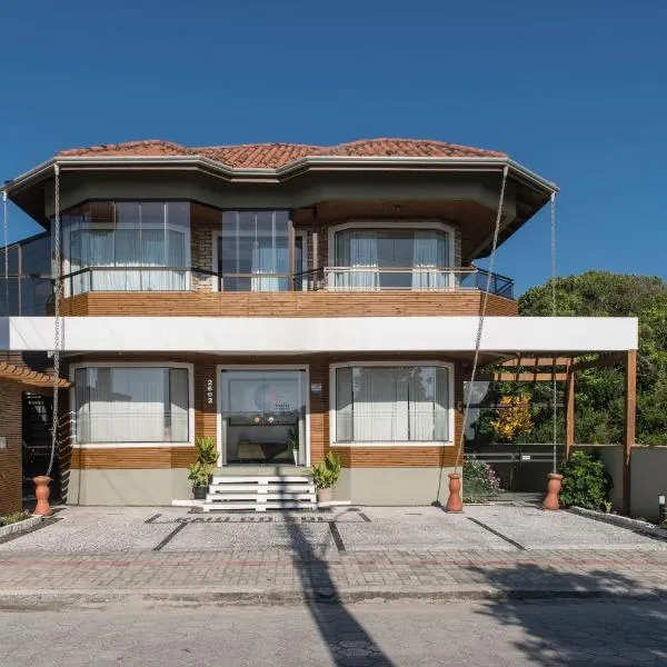 Raio do Sol Residence, hotel a Bombinhas