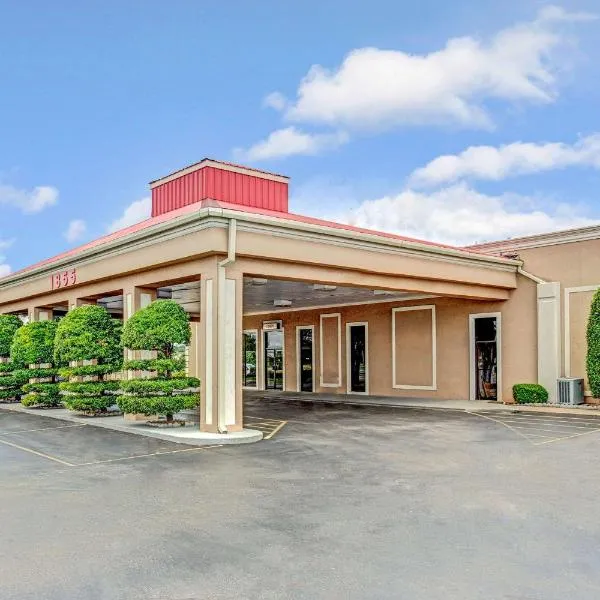 Ramada by Wyndham Murfreesboro, hotel i Murfreesboro