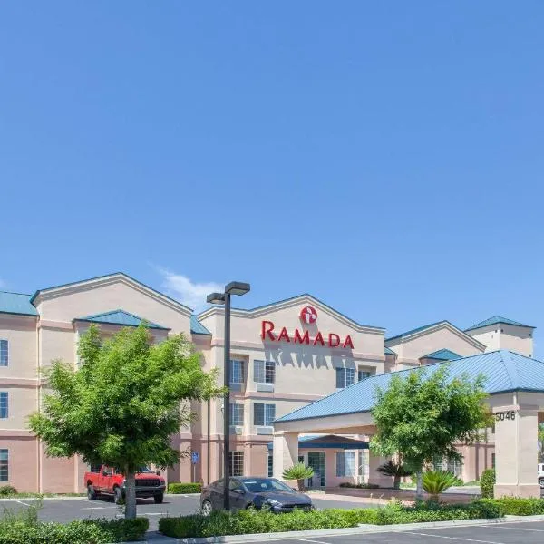 Ramada by Wyndham Fresno Northwest, hotel v mestu Fresno