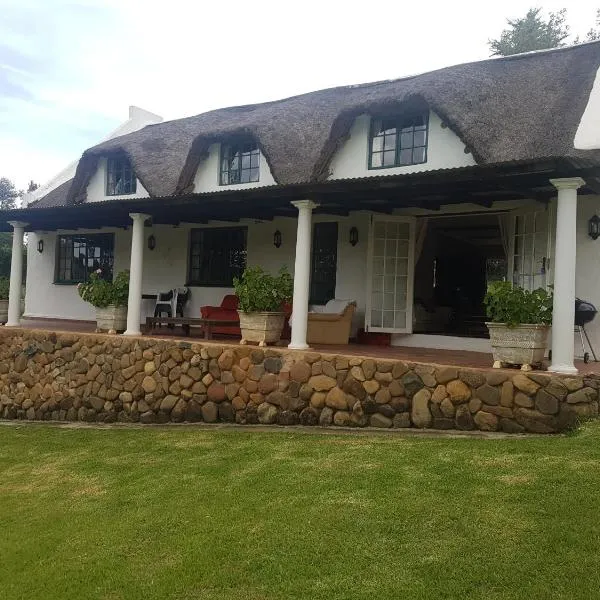 Rosebury Cottage โรงแรมในอันเดอร์เบิร์ก