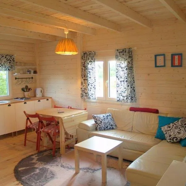 Domek nad jeziorem Kątno Mazury, hotel v destinaci Kątno