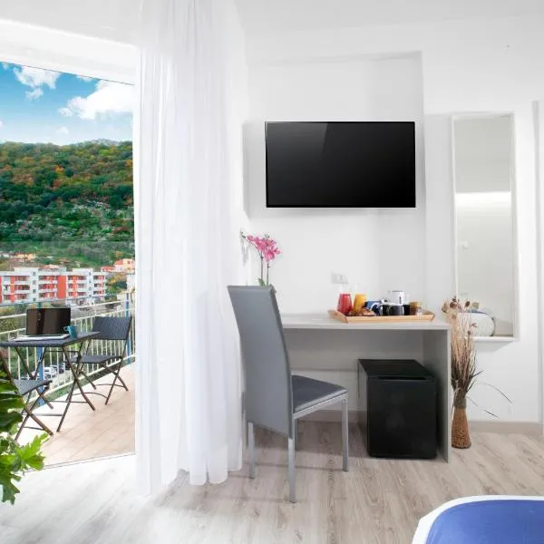 Sirocco Suites, hotel a Sant'Agnello