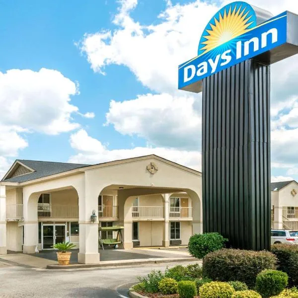 Days Inn by Wyndham Shorter, hotel em Tuskegee