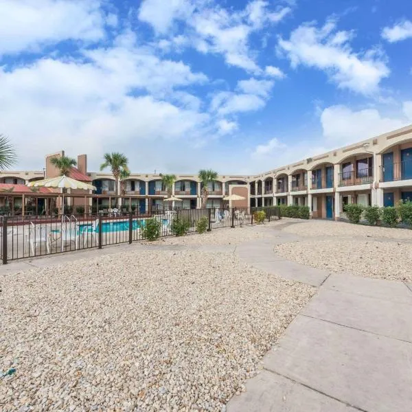 花城AT＆T中心戴斯酒店，聖安東尼奧的飯店