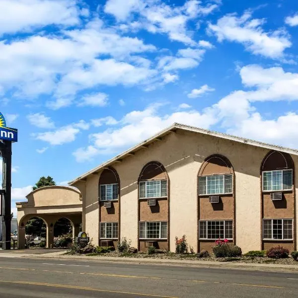 Days Inn by Wyndham Yakima, hotel din Naches