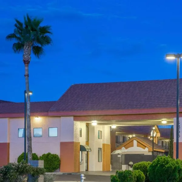 Days Inn by Wyndham Tucson Airport, hotell i Tanque Verde