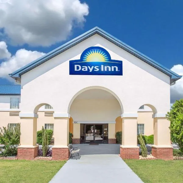 Days Inn by Wyndham Lincoln, hotel di Talladega