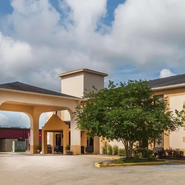 Days Inn & Suites by Wyndham New Iberia, hotel a New Iberia