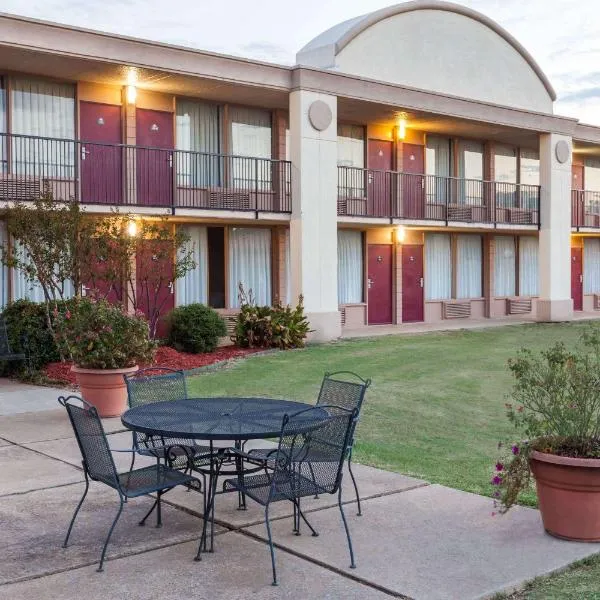 Days Inn by Wyndham Hillsboro TX, hotel en Hillsboro