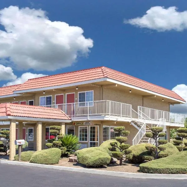 Days Inn by Wyndham Turlock, hotel en Livingston