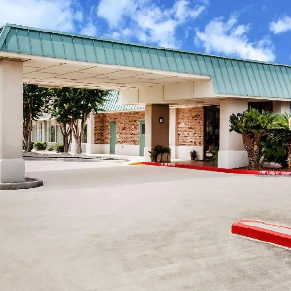 Days Inn by Wyndham Seguin TX, hotel v destinaci Seguin