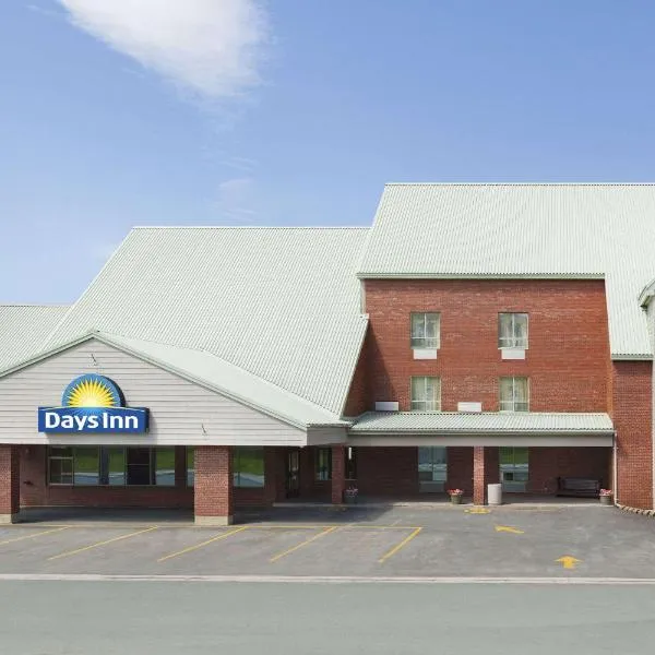 Days Inn by Wyndham Dalhousie, hotel v destinaci Carleton sur Mer