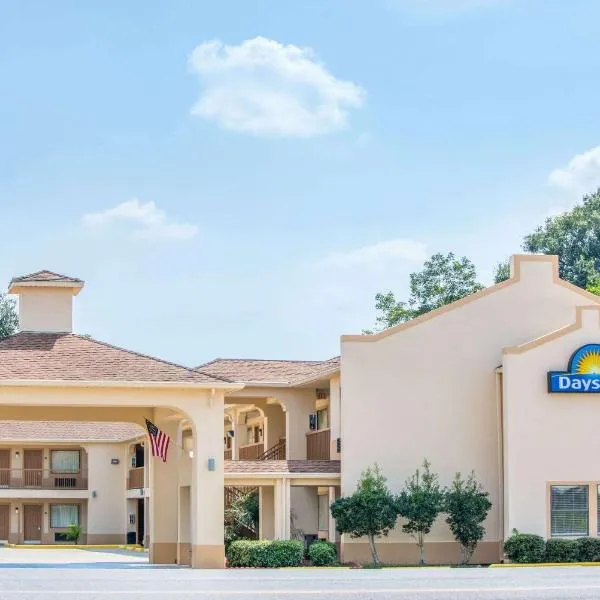 Days Inn by Wyndham Abbeville, hotel di Abbeville