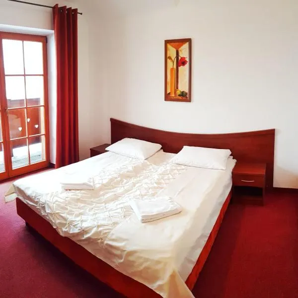 Dwór Świętoszówka, hotel v destinaci Świętoszówka