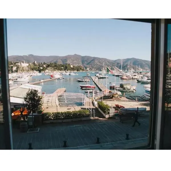 La Luna sul Porto、サンタ・マルゲリータ・リグレのホテル