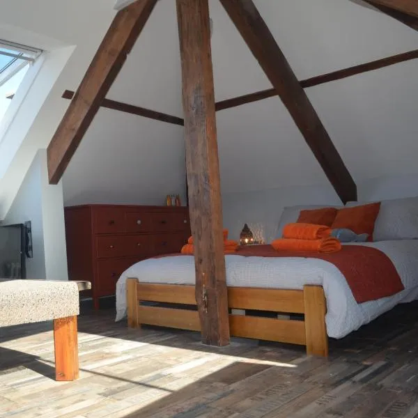 Appledore Factory, hotel in Appledore