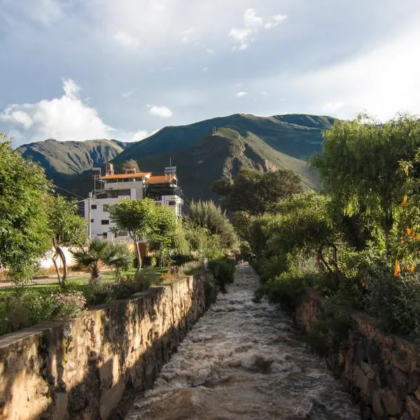 Hotel California Calca, hotel en Lamay