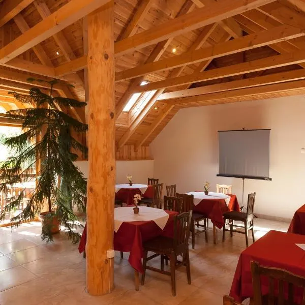 Páratlan Apartmanház, hotel Szilvásváradon