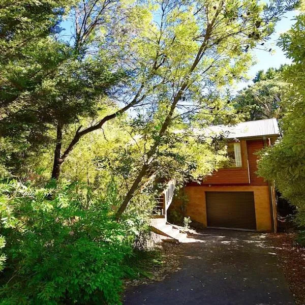 Santosha Glade near the Everglades, hotel in Leura