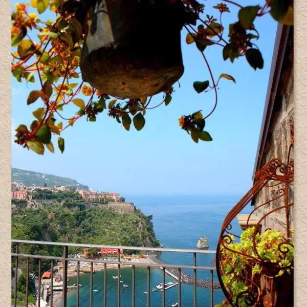 Villa Ketty Resort, hotel in Vico Equense
