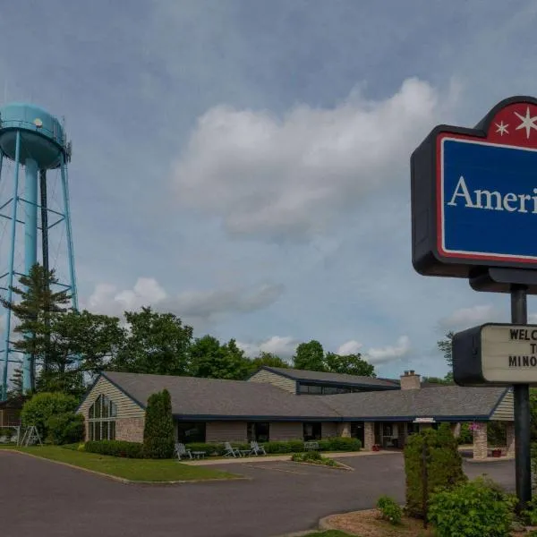 Lake Tomahawk에 위치한 호텔 AmericInn by Wyndham Minocqua