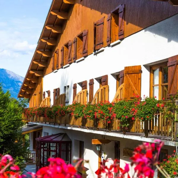 Logis Hôtel Les Peupliers, hotel v destinácii Baratier