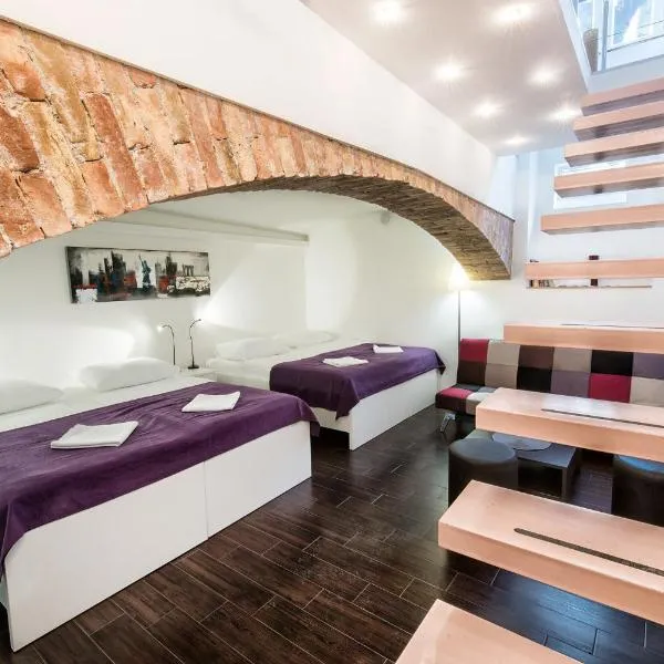 Tia Apartments and Rooms, hotel in Zagreb