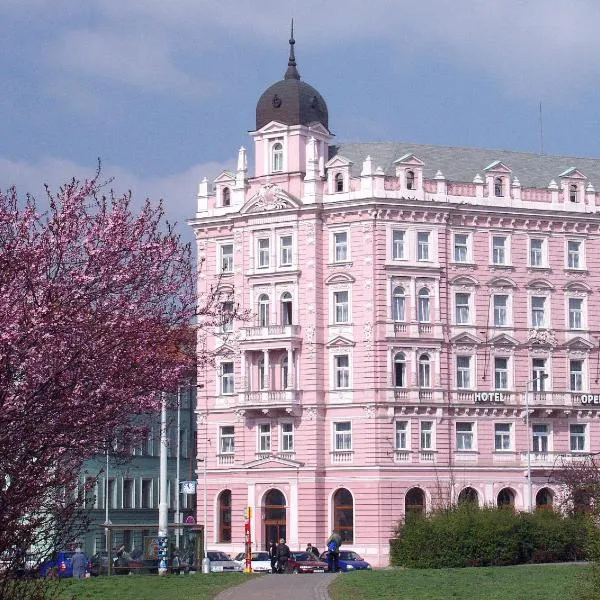 Hotel Opera, hotel in Prague