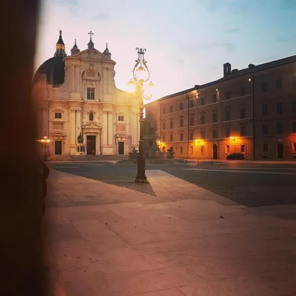 Hotel Pellegrino E Pace, hotel v destinácii Loreto