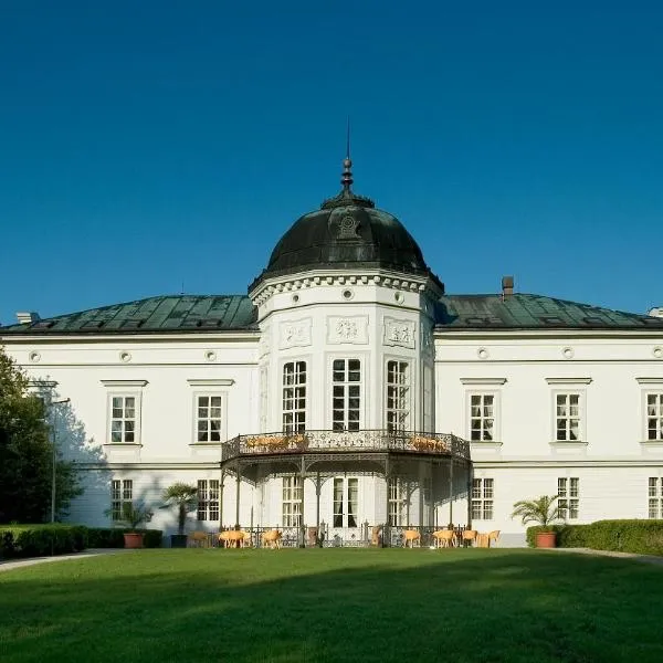 Park Hotel Tartuf, hotel in Topoľčianky