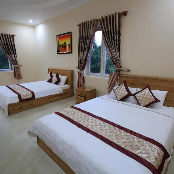 Ven Song Riverside Hotel, hotell sihtkohas Hồ Tràm