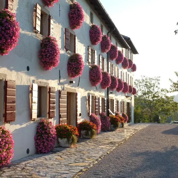 Duca Di Dolle Wine & Relais, hotel v destinaci Rolle