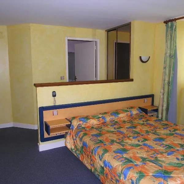 Chez Michel, hotel v destinaci Bedous