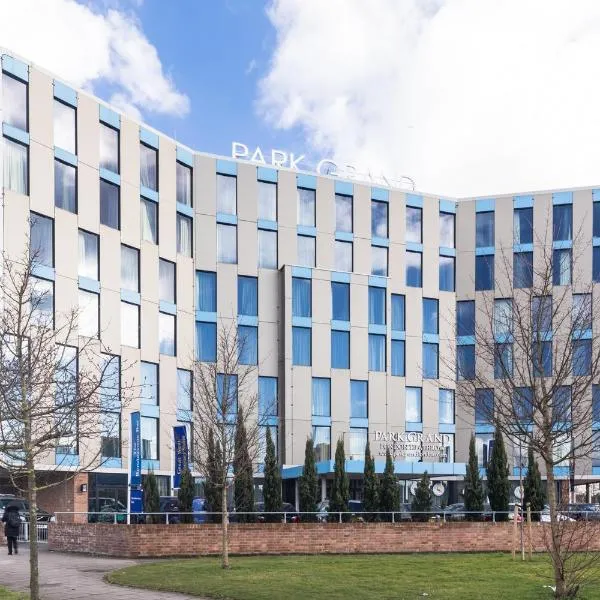 Park Grand Heathrow, hotel em Hounslow