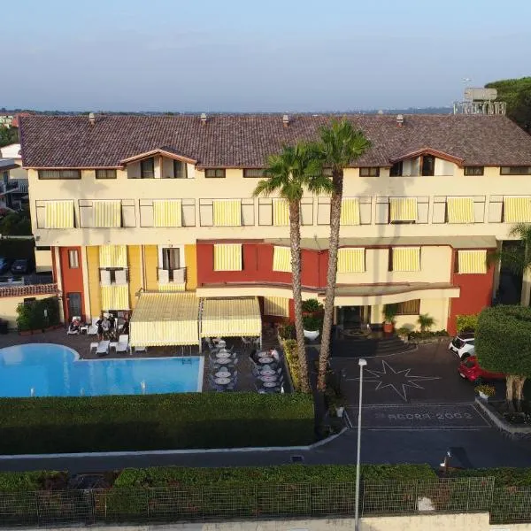 Hotel Agora Sure Hotel Collection by Best Western, hotel v destinaci Lago Patria